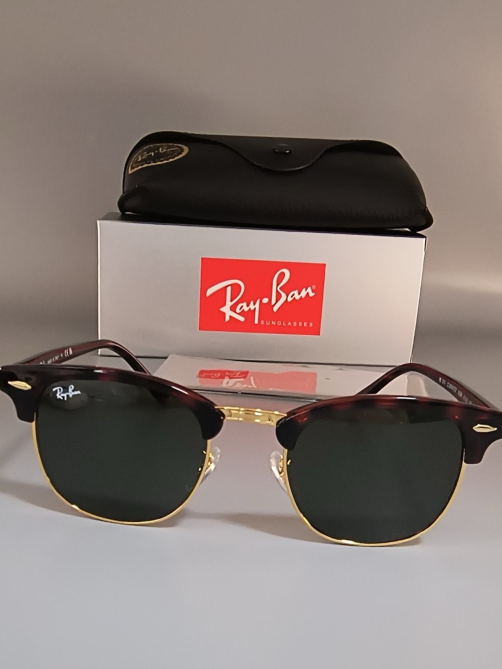 NWOT Ray-Ban RB3016 CLUBMASTER Women's Polished Tortoise Sunglasses - Picture 2 of 7